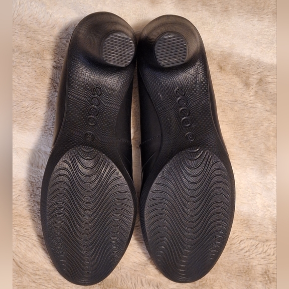 Ecco Almond Toe Leather Heels 39 - Picture 3 of 10